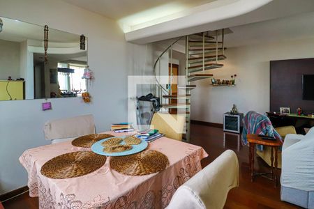 Sala de apartamento à venda com 2 quartos, 178m² em Santa Tereza, Belo Horizonte