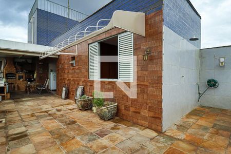 Apartamento à venda com 178m², 2 quartos e 2 vagasCobertura - Área Externa