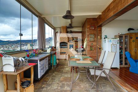 Apartamento à venda com 178m², 2 quartos e 2 vagasCobertura - Espaço Gourmet