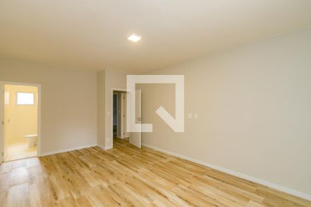 Casa à venda com 500m², 4 quartos e 4 vagasSuíte 1