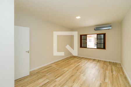 Casa à venda com 500m², 4 quartos e 4 vagasSuíte 1