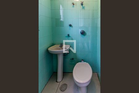 Apartamento para alugar com 75m², 2 quartos e 1 vaga Apartamento para alugar com 75m², 2 quartos e 1 vagaBanheiro de serviço