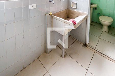 Apartamento para alugar com 75m², 2 quartos e 1 vaga Apartamento para alugar com 75m², 2 quartos e 1 vagaÁrea de serviço
