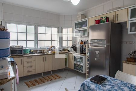 Casa à venda com 237m², 3 quartos e 5 vagasCozinha