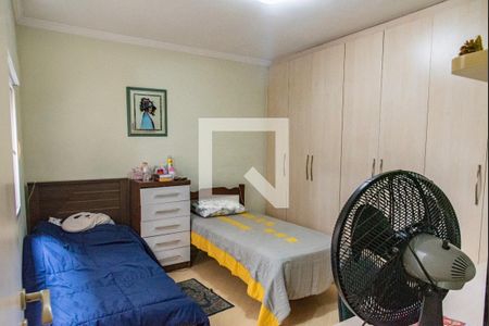 Casa à venda com 237m², 3 quartos e 5 vagasSuíte 2