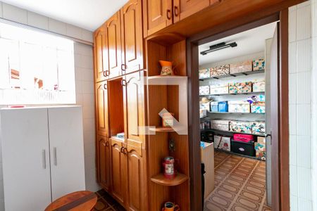 Casa à venda com 600m², 5 quartos e 4 vagasCozinha