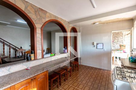 Casa à venda com 600m², 5 quartos e 4 vagasCozinha