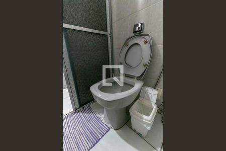 Casa à venda com 600m², 5 quartos e 4 vagasBanheiro Social 2