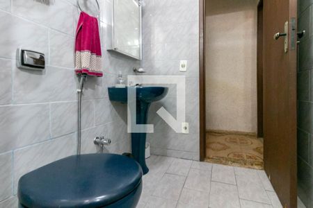 Casa à venda com 600m², 5 quartos e 4 vagasBanheiro Social 3