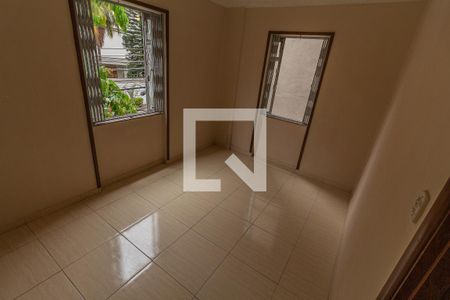 Sala de apartamento para alugar com 3 quartos, 75m² em Todos Os Santos, Rio de Janeiro