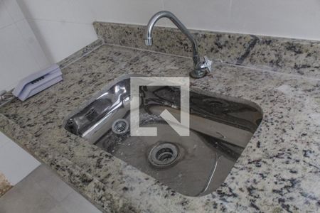 Apartamento para alugar com 52m², 2 quartos e 1 vaga Apartamento para alugar com 52m², 2 quartos e 1 vagaCozinha e Área de Serviço