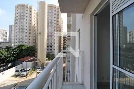 Sacada da sala  de apartamento para alugar com 2 quartos, 35m² em Barra Funda, São Paulo