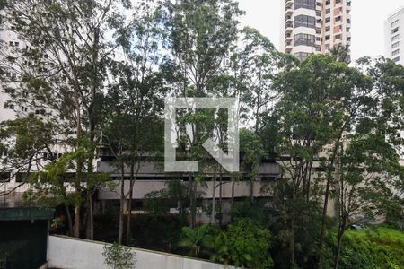 Apartamento para alugar com 184m², 3 quartos e 3 vagas Apartamento para alugar com 184m², 3 quartos e 3 vagasVista da suíte 2