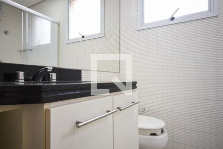 Apartamento para alugar com 184m², 3 quartos e 3 vagas Apartamento para alugar com 184m², 3 quartos e 3 vagasBanheiro suíte 2