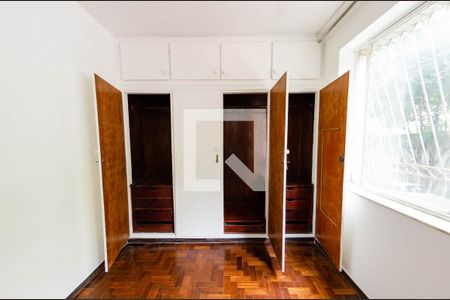 Apartamento para alugar com 115m², 3 quartos e 1 vaga Apartamento para alugar com 115m², 3 quartos e 1 vagaSuíte