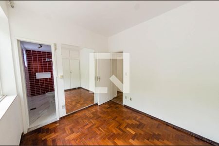 Apartamento para alugar com 115m², 3 quartos e 1 vaga Apartamento para alugar com 115m², 3 quartos e 1 vagaSuíte