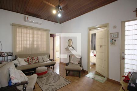 Sala de casa para alugar com 2 quartos, 135m² em Jardim Santa Rosália, Sorocaba
