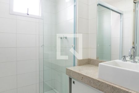 Banheiro da Suíte de apartamento para alugar com 1 quarto, 40m² em Vila do Encontro, São Paulo