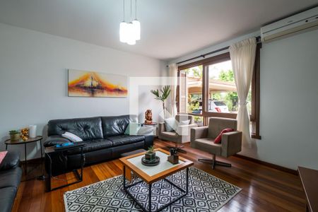 Sala de casa à venda com 4 quartos, 330m² em Parque Urbano, Porto Alegre