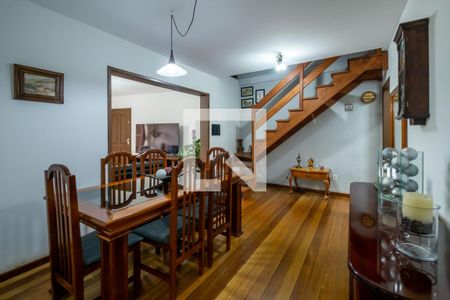 Sala de casa à venda com 4 quartos, 330m² em Parque Urbano, Porto Alegre