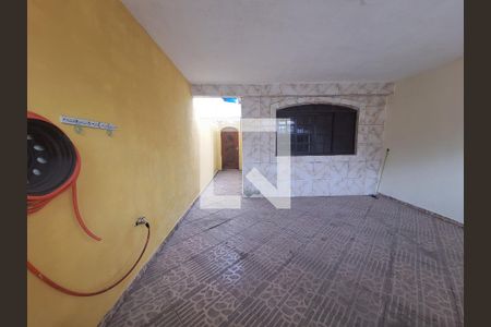 Casa para alugar com 4 quartos, 150m² em Parque Maria Helena, Suzano