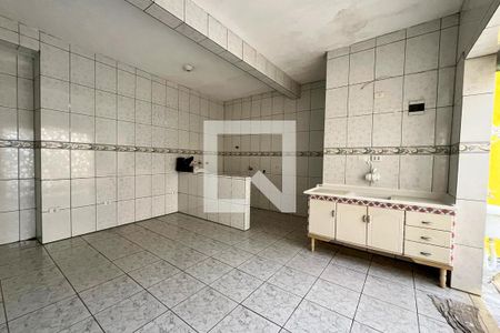 Casa para alugar com 150m², 3 quartos e 2 vagas Casa para alugar com 150m², 3 quartos e 2 vagasCozinha e Área de Serviço