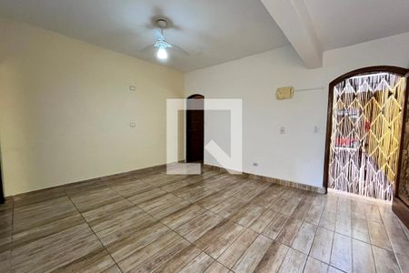 Sala de casa para alugar com 3 quartos, 150m² em Parque Maria Helena, Suzano