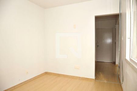 Quarto Suíte de apartamento para alugar com 1 quarto, 38m² em Passo da Areia, Porto Alegre