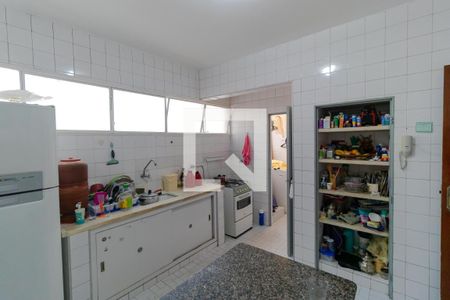 Apartamento à venda com 120m², 3 quartos e sem vagaCozinha