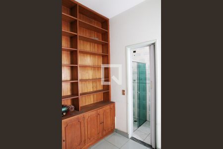 Apartamento à venda com 120m², 2 quartos e sem vagaQuarto de Serviço