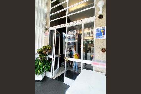 Apartamento à venda com 120m², 2 quartos e sem vagaFachada do Prédio