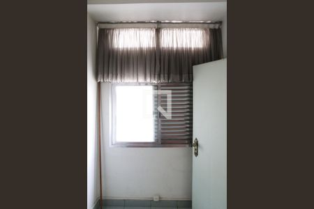 Apartamento à venda com 120m², 2 quartos e sem vagaQuarto de Serviço