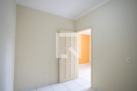 Quarto 1 de casa para alugar com 2 quartos, 55m² em Bussocaba, Osasco