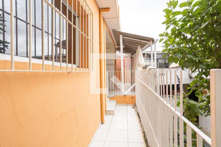 Casa para alugar com 55m², 2 quartos e 1 vagaQuintal