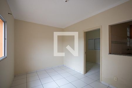Sala de casa para alugar com 2 quartos, 55m² em Bussocaba, Osasco