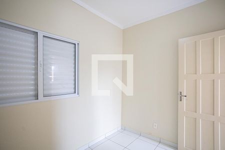 Quarto 1 de casa para alugar com 2 quartos, 55m² em Bussocaba, Osasco
