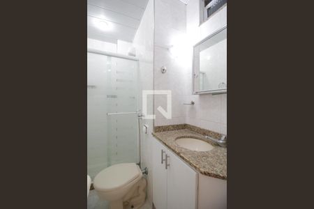 Banheiro de apartamento à venda com 1 quarto, 24m² em Flamengo, Rio de Janeiro