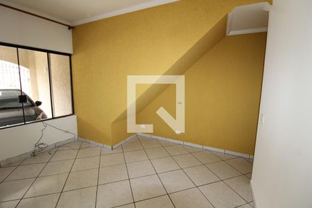 Sala de casa à venda com 2 quartos, 110m² em Vila Santa Clara, São Paulo