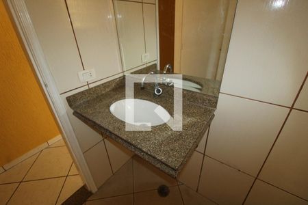 Casa à venda com 110m², 2 quartos e 1 vagaBanheiro