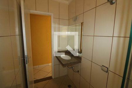 Banheiro de casa à venda com 2 quartos, 110m² em Vila Santa Clara, São Paulo