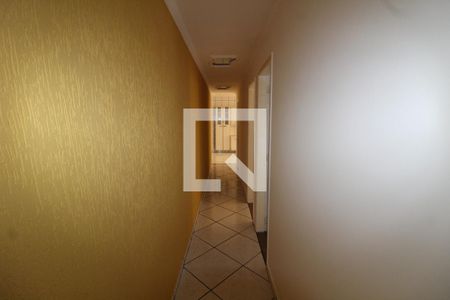 Corredor de casa à venda com 2 quartos, 110m² em Vila Santa Clara, São Paulo