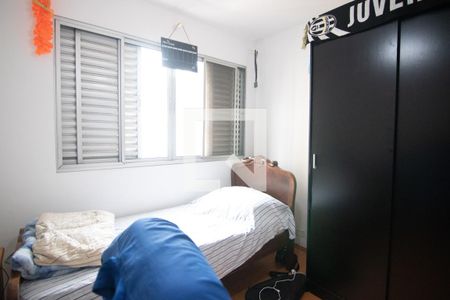 Apartamento à venda com 101m², 3 quartos e sem vagaQuarto 2