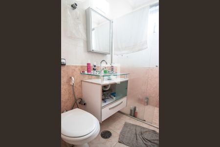 Apartamento à venda com 101m², 3 quartos e sem vagaBanheiro