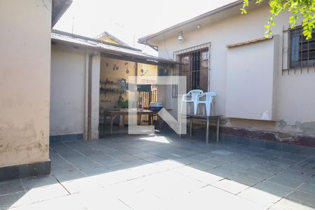 Casa à venda com 300m², 4 quartos e 2 vagasQuintal