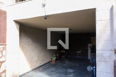 Casa à venda com 300m², 4 quartos e 2 vagasGara