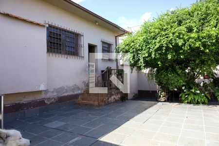 Casa à venda com 300m², 4 quartos e 2 vagasQuintal