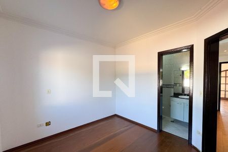 Suíte 1 de casa para alugar com 3 quartos, 219m² em Vila Danubio, São Bernardo do Campo