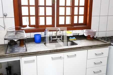 Casa para alugar com 125m², 4 quartos e 2 vagas Casa para alugar com 125m², 4 quartos e 2 vagasCozinha
