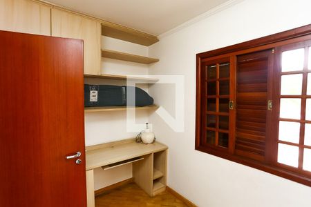Casa para alugar com 125m², 4 quartos e 2 vagas Casa para alugar com 125m², 4 quartos e 2 vagasQuarto 2