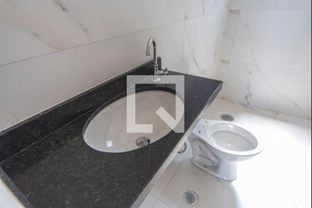 Casa de condomínio à venda com 200m², 4 quartos e 3 vagasPia